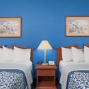 Days Inn & Suites by Wyndham Cambridge - Motels