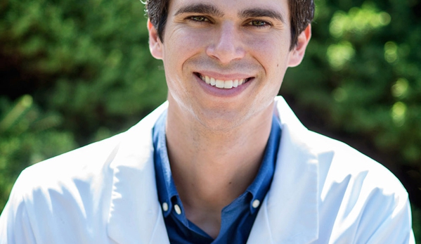 Kirkland Family Dentistry - Kirkland, WA. Dr. Alexander Stanton Kirkland, WA Dentist