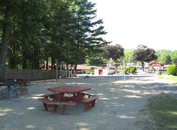 Olympian Village Motel - Diamond Point, NY