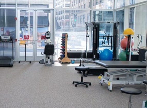 SSM Health Physical Therapy - St. Louis Downtown - Saint Louis, MO