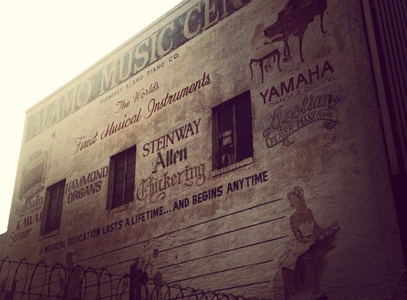 Alamo Music - San Antonio, TX