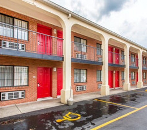 Econo Lodge - Nashville, TN