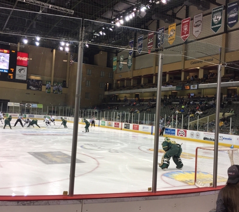 Sioux City Musketeers Hockey Team - Sioux City, IA