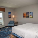 Hampton Inn & Suites Erie Bayfront - Hotels