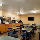 Super 8 by Wyndham Kennewick - Hotels