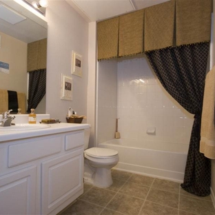 The Legacy at Highlands Ranch Apartments - Highlands Ranch, CO. Bathroom