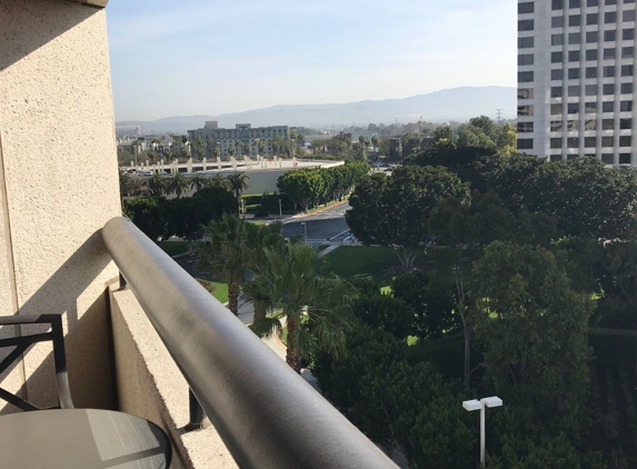 Hotel Irvine - Irvine, CA