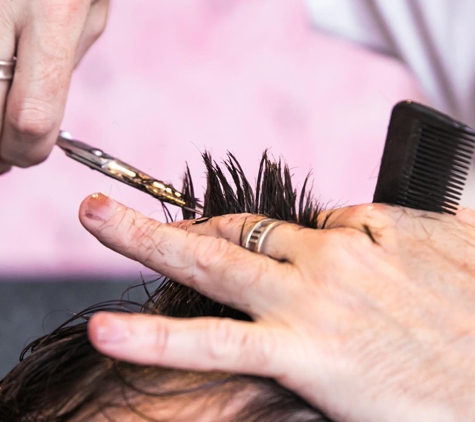 Head On Hairdressing - Hawthorn, VIC