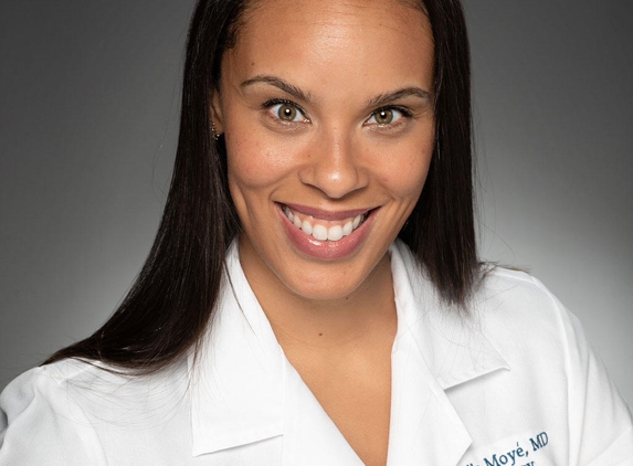 Dr. Danielle Moyé - Fort Worth, TX