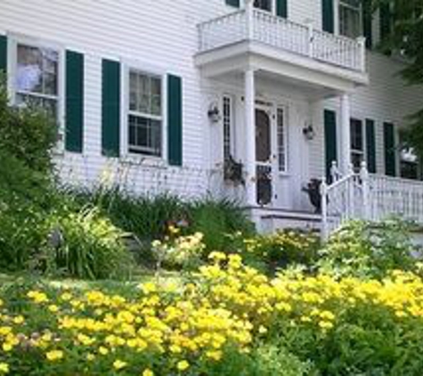 Pryor House Bed & Breakfast - Bath, ME