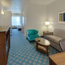 Fairfield Inn & Suites - Hotels