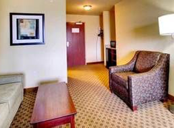 Cobblestone Inn & Suites - Barron, WI