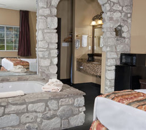 Stone Castle Hotel and Conference Center - Branson, MO