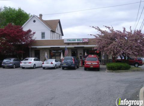 Santo's Italian Deli & Restaurant - Edison, NJ