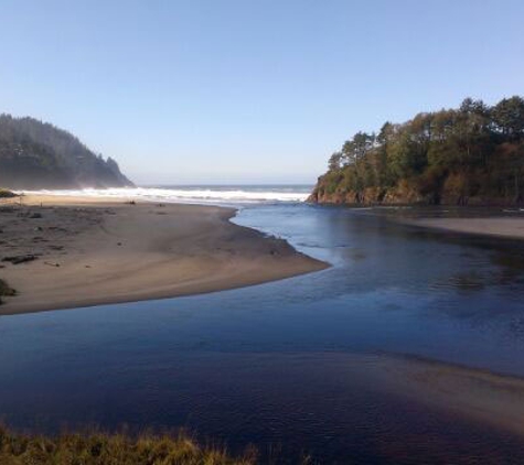 Grey  Fox Inc Vacation Rentals - Neskowin, OR